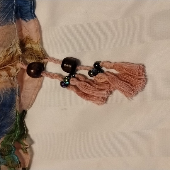Pretty Angel Linen Scarf with Multicolor Pattern and Beads, NWT - Picture 2 of 8